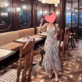 直播一件代发碎花吊带连衣裙女海边度假仙女裙中裙多巴胺穿搭裙子
