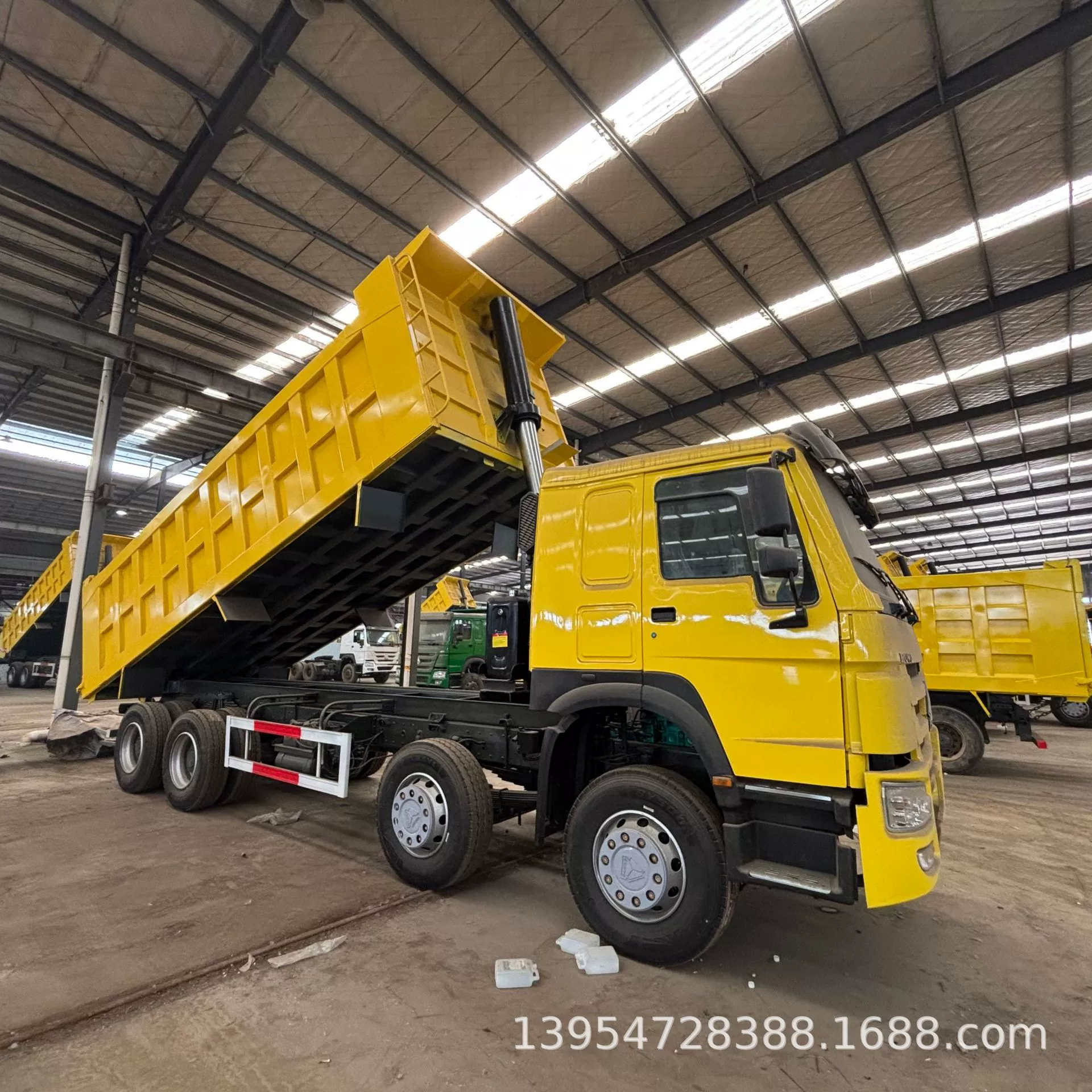 Экспорт б/у восстановленного тяжелого самосвала Howo, 12-колесный самосвал 8*4, Howo самосвал