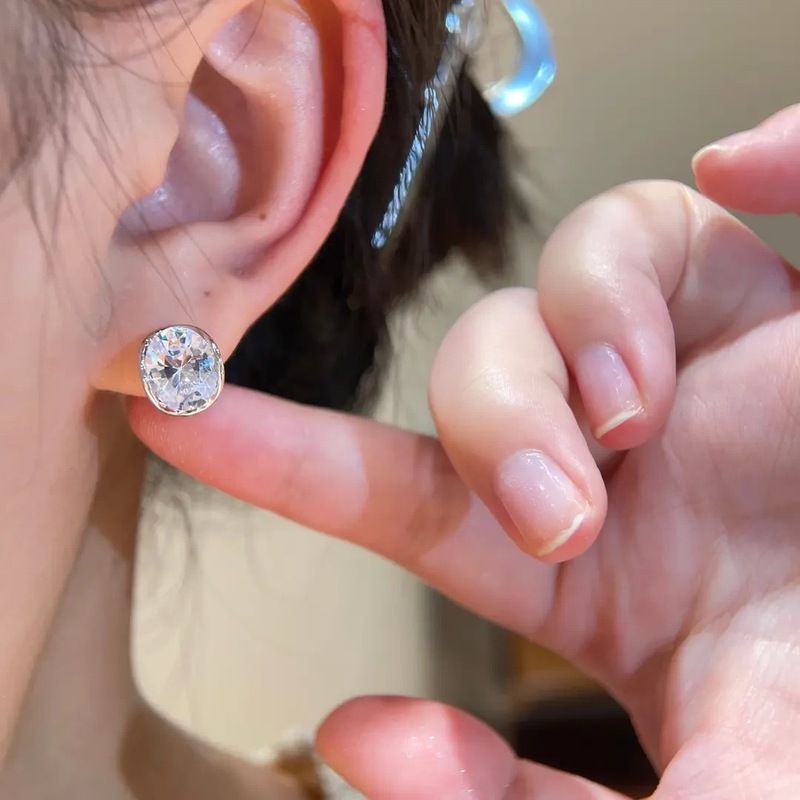 法式超闪简约高级锆石耳扣百搭抖音同款精致耳钉小众轻奢高级耳饰|undefined