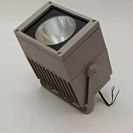 草坪灯;其他室外照明;太阳能灯