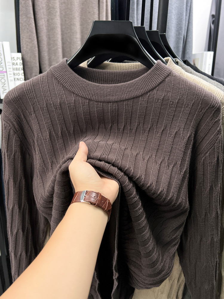 Suéter de alta sensación de moda para hombres Jacquard con camiseta de punto nuevo otoño y invierno casual suéter de ropa de hombre