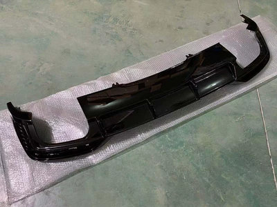 rear lip tail throat middle tail | Spoiler - set-20-24-a4-elegant-black-back-lips