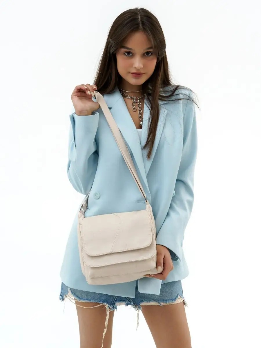 Borsa a tracolla da donna alla moda capiente e spaziosa_voghion.com
