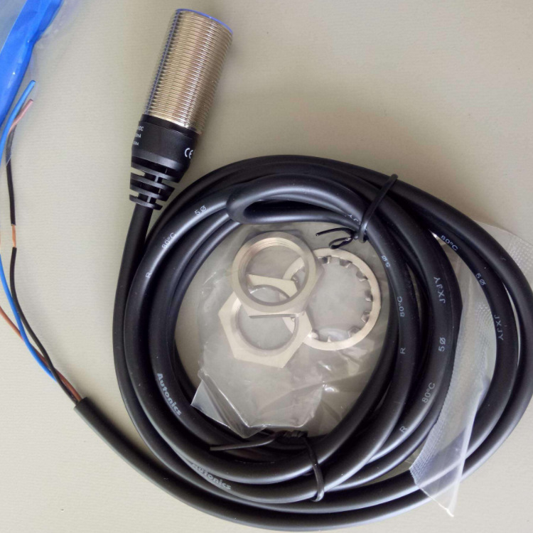 AUTONICS奥托尼克斯接近开关PRDCML18-7DN，PRCML30-10DN