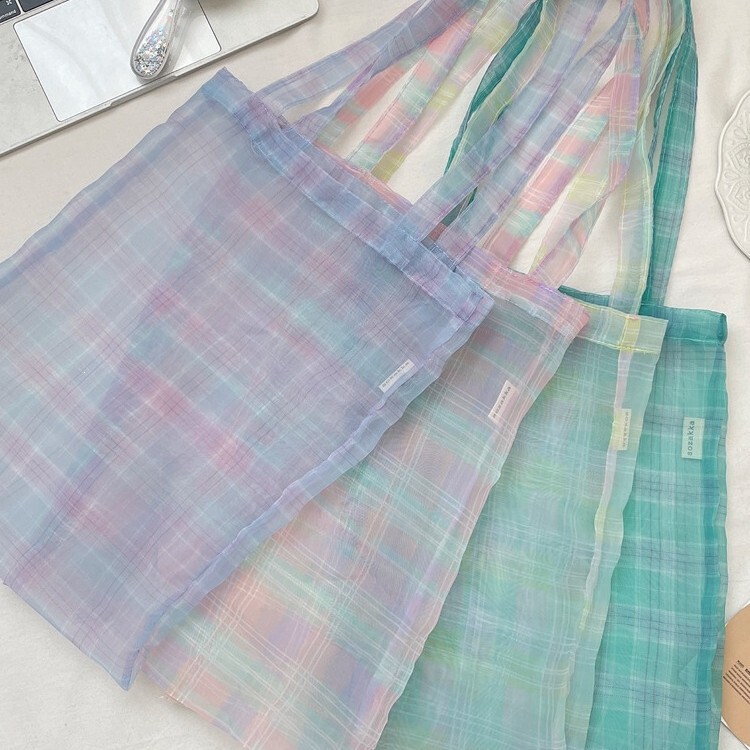 65101 Pink Gradient Plaid Organza Bag with Semi-Transparent Design, Large Capacity Gauze Bag for Students and Beach Vacations