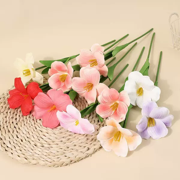 Artificial Brownie Open Tulip Pu Artificial Flower Moisturizing Feel Wedding Living Room Decoration Bouquet Fake Flower