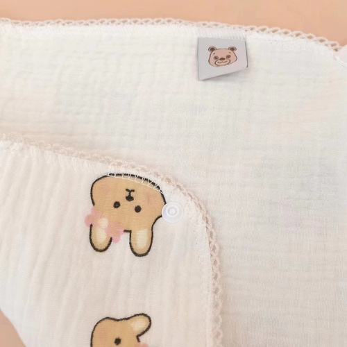 Cotton candy triangular handkerchief, four-layer gauze, baby floral edge square towel, infant summer bib, eating bib