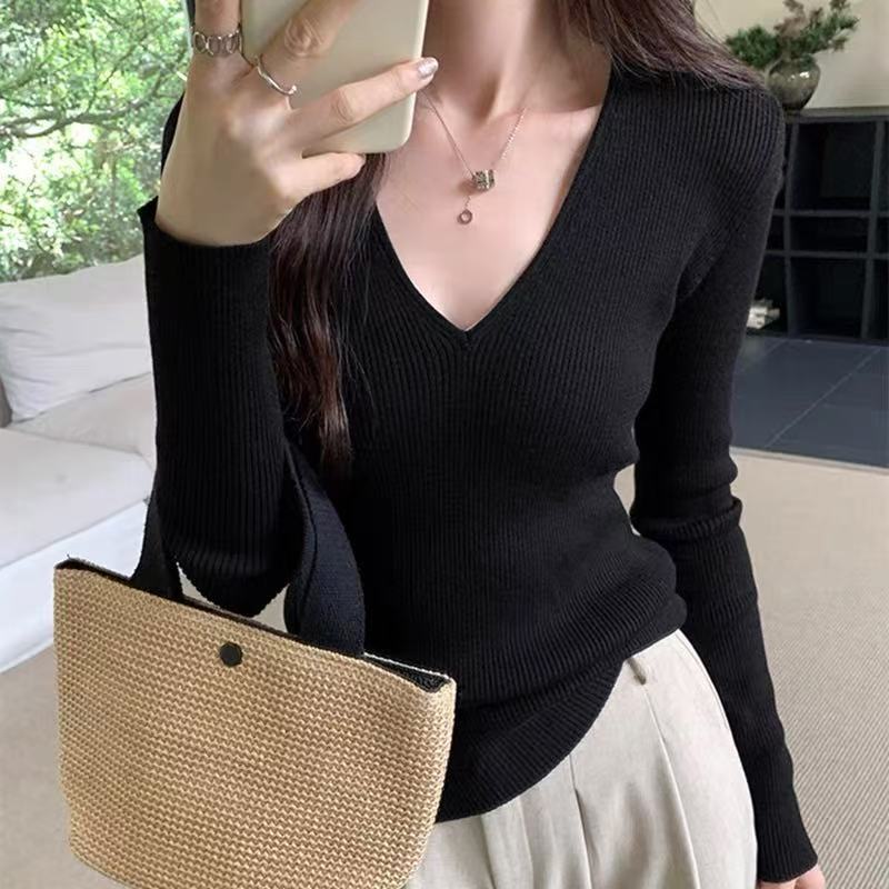 别致修身打底衫女内搭法式秋冬新款黑色低领高级感长袖针织衫上衣|undefined
