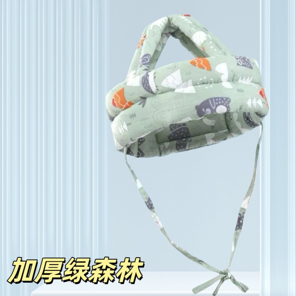 두꺼운 녹색 숲