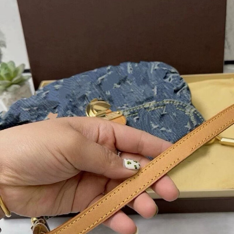 老眼女性バッグ プリーティレイ 中古脇バッグ デニム元宝餃子バッグ ロックショルダーバッグ|undefined