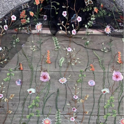 Factory Direct Sale Embroidered Fabric Seaweed Embroidered Dress Fashion Women's Evening Gown Lace Edge Fabric