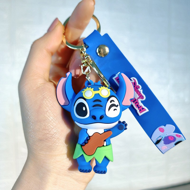 Dibujos animados pvc serie de anime llavero juego de marea muñeca llavero de coche bolsa colgante máquina de garra regalo al por mayor