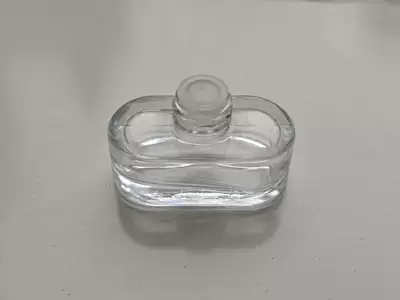 Perfplant seat – Hot-Selling Car Air Vent Perfume - 426-1-empty-bottle-with-cork