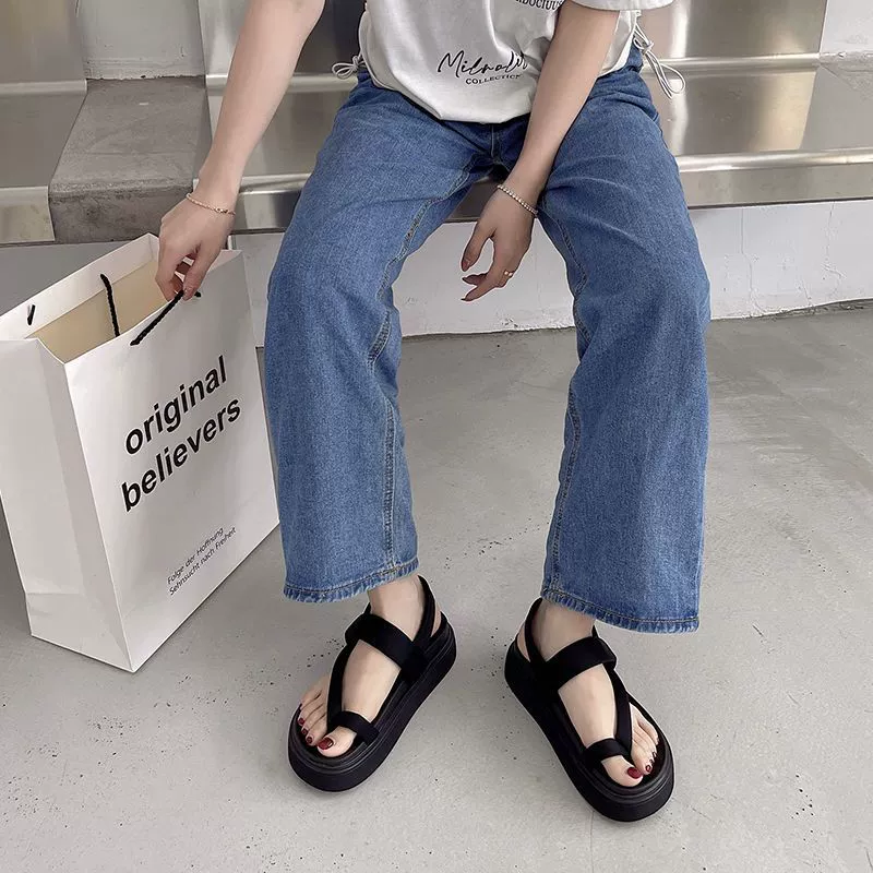 Студенческая римская обувь, женская летняя новая повседневная Летняя женская римская обувь на платформе 2023 года с юбкой