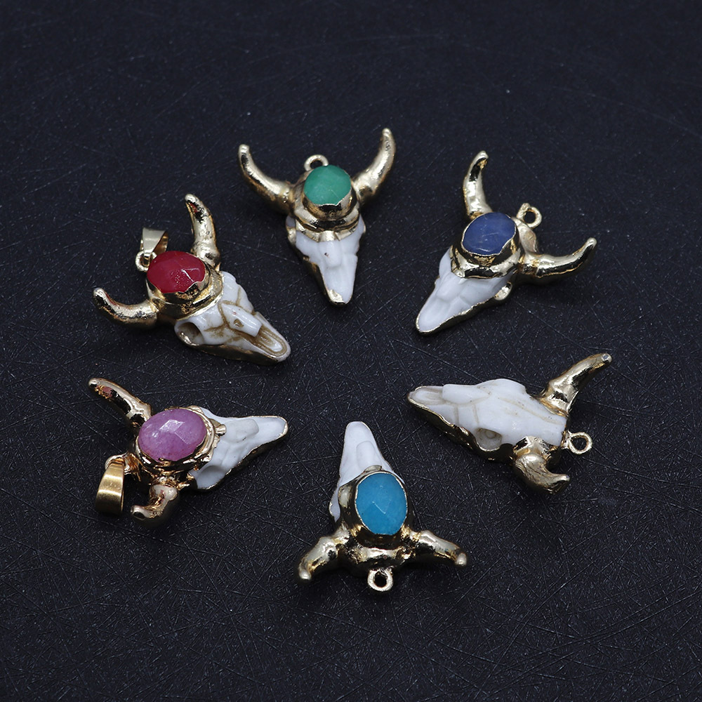 Ethnic Style Bull Head Natural Stone Resin Wholesale Pendants Jewelry Accessories display picture 3