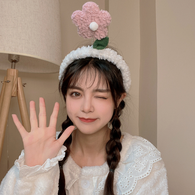 Lavarse la cara cinturón de cabello lindos de peluche para la mujer lavado y máscara especial de agujeros de cabello cinturón de cabello brazalete