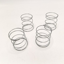 �N���������������҉����늟��偂��������P䓉��s����