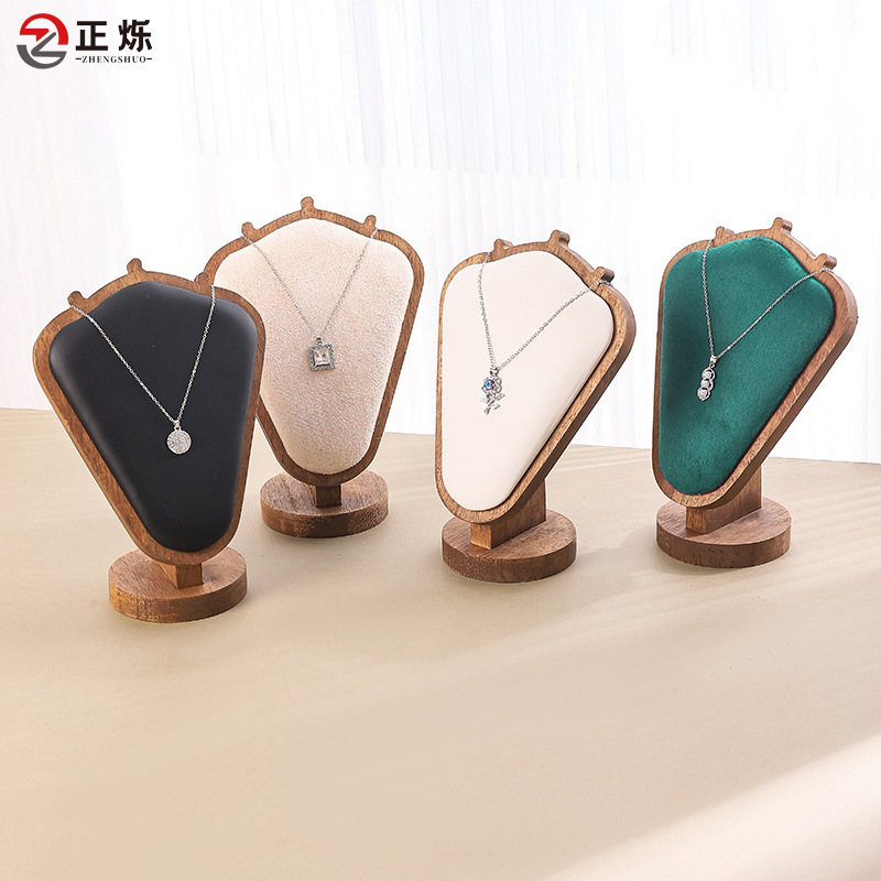 in stock wholesale goat horn necklace display rack portrait neck mold jewelry rack necklace jewelry window storage model rack