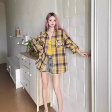 2025新款韩系简约格纹长袖衬衫女小众设计感宽松显瘦格子开衫外套