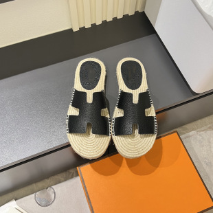 �߶��¿���Ƥ��ʿ���eH�͛���Ь���Բݾ���һ����Ь�߼�������Ь