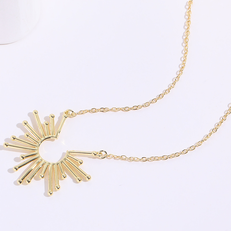 Simple Style Sun Copper Plating Zircon Pendant Necklace 1 Piece