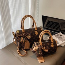 女包复古老花大容量老花包包2025新款波士顿枕头包单肩斜挎包