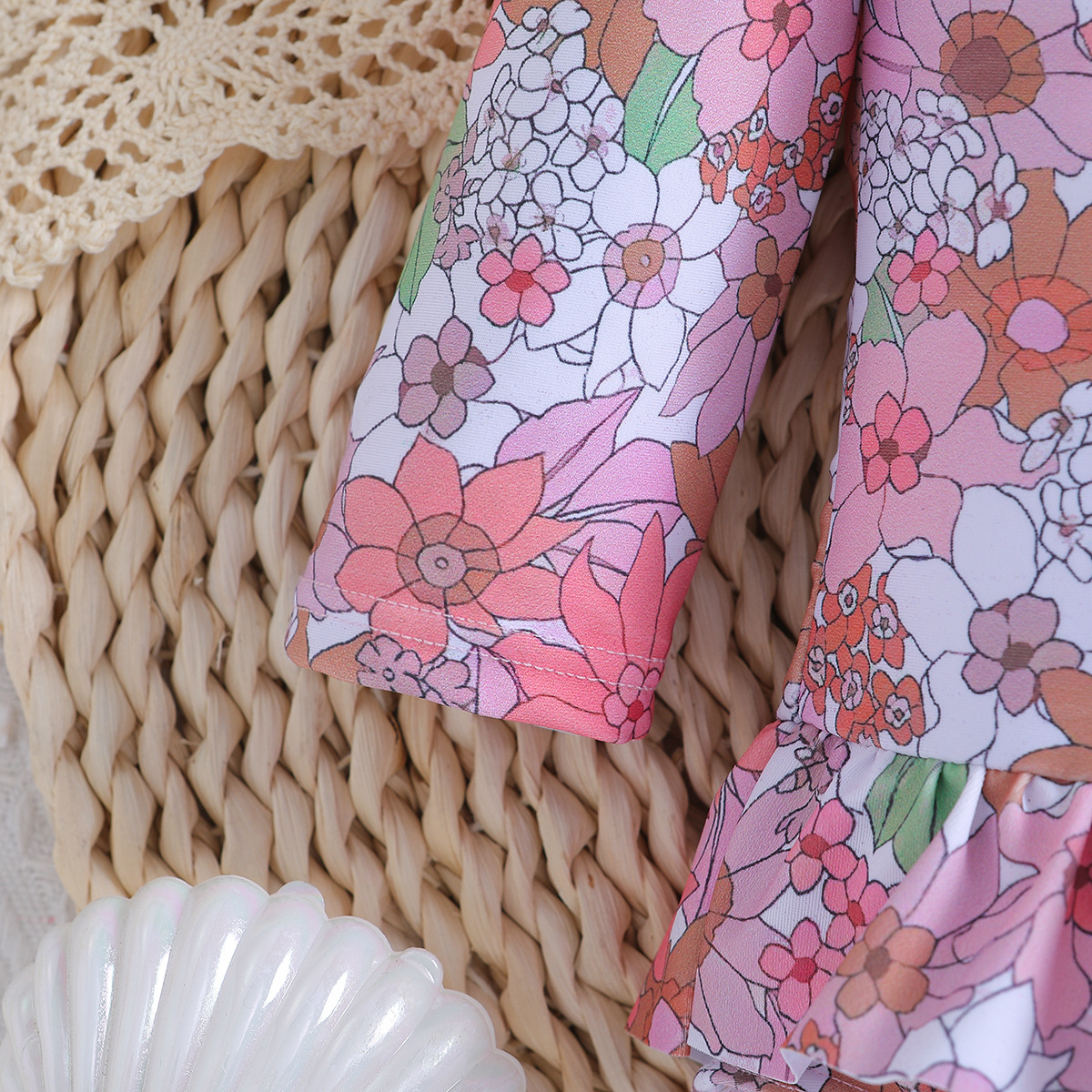 SAMGAMIBABY children's swimwear new girls long sleeved printed one piece swimsuit_voghion.com