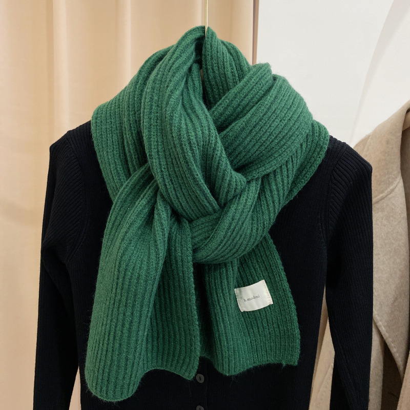 Solid color knitted [dark green]