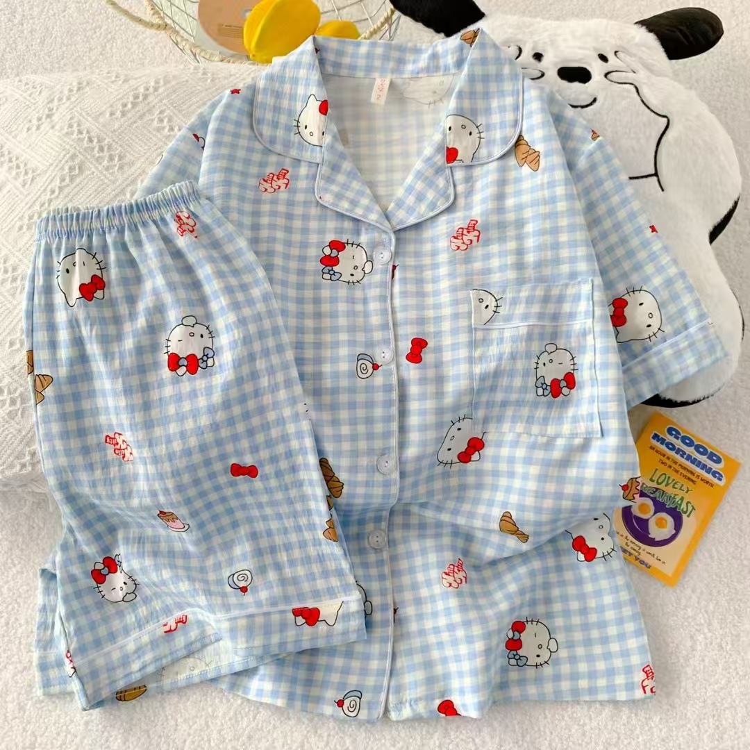 Pijamas de algodón de nube al por mayor transfronterizo para mujer nueva rebeca de verano solapa pantalones cortos de manga corta traje de servicio a domicilio dulce y lindo
