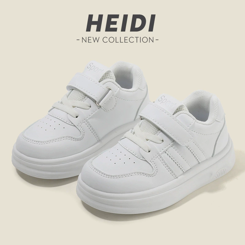 Маленькая белая обувь для детей 2025 весна и осень новая спортивная обувь для мальчиков легкая обувь для девочек повседневная обувь на мягкой подошве детская обувь