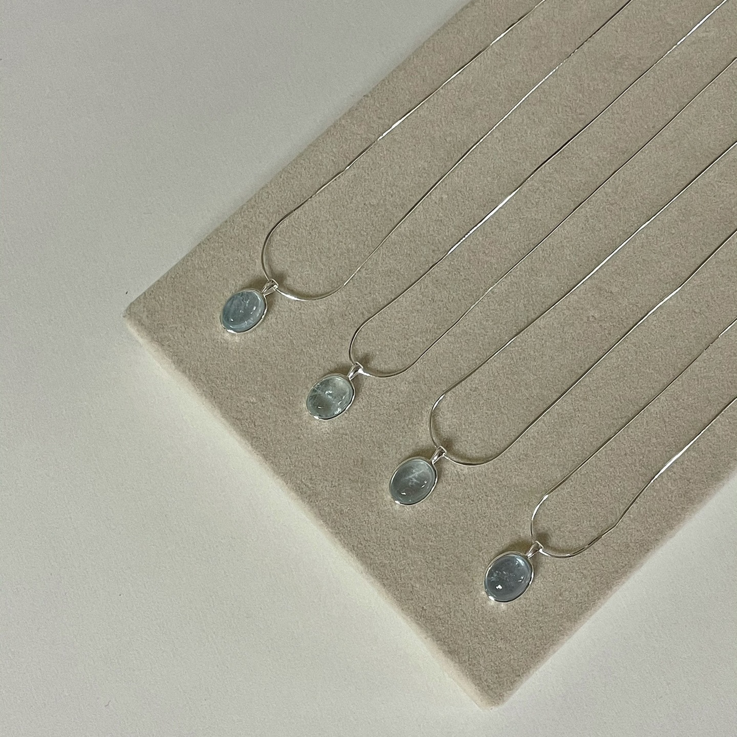 Collier avec pendentif en topaze naturelle française et cristal bleu de mer pour femme, chaîne en argent pur en os de serpent_voghion.com