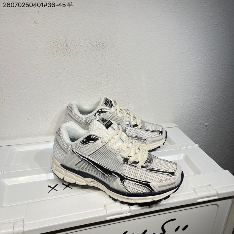 外国貿易莆田靴 AIR ZOOM VOMERO5 男性と女性のランニングシューズお父さんランニングシューズ高バージョン通気性|undefined