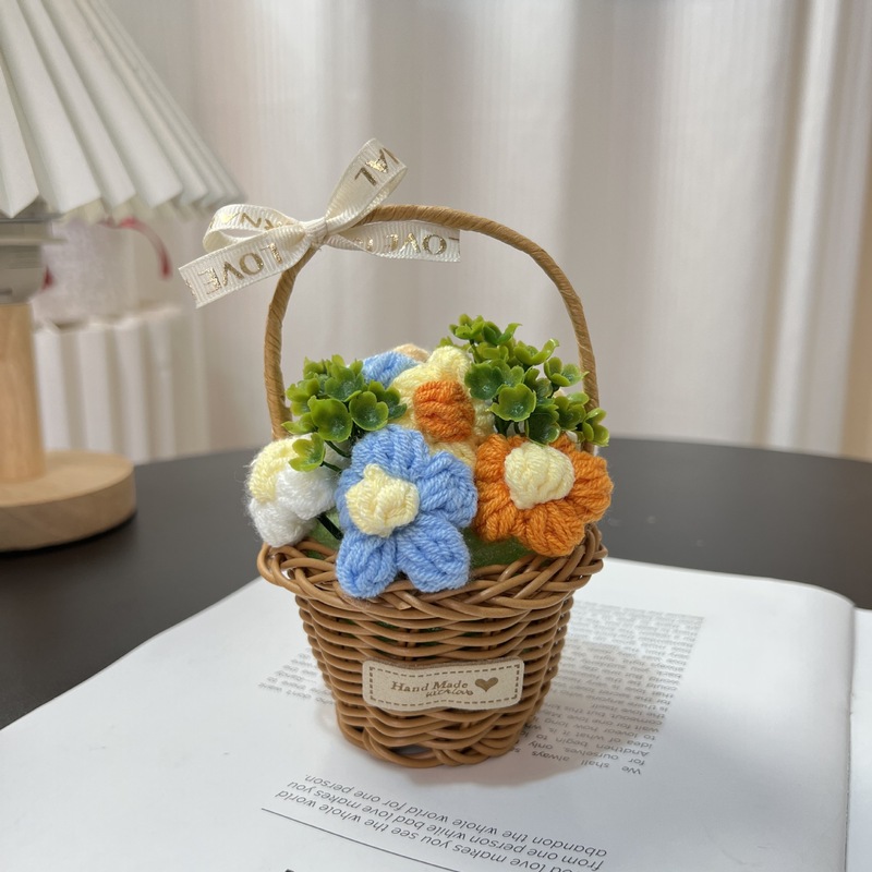 跨境热销新款小花篮盆栽手工毛线钩织泡芙花玫瑰桌面装饰摆件|undefined