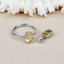 �羳���Qs925���y��ˮ����ָС�t����ɫ�ʌ��朕r�е���Ů���l