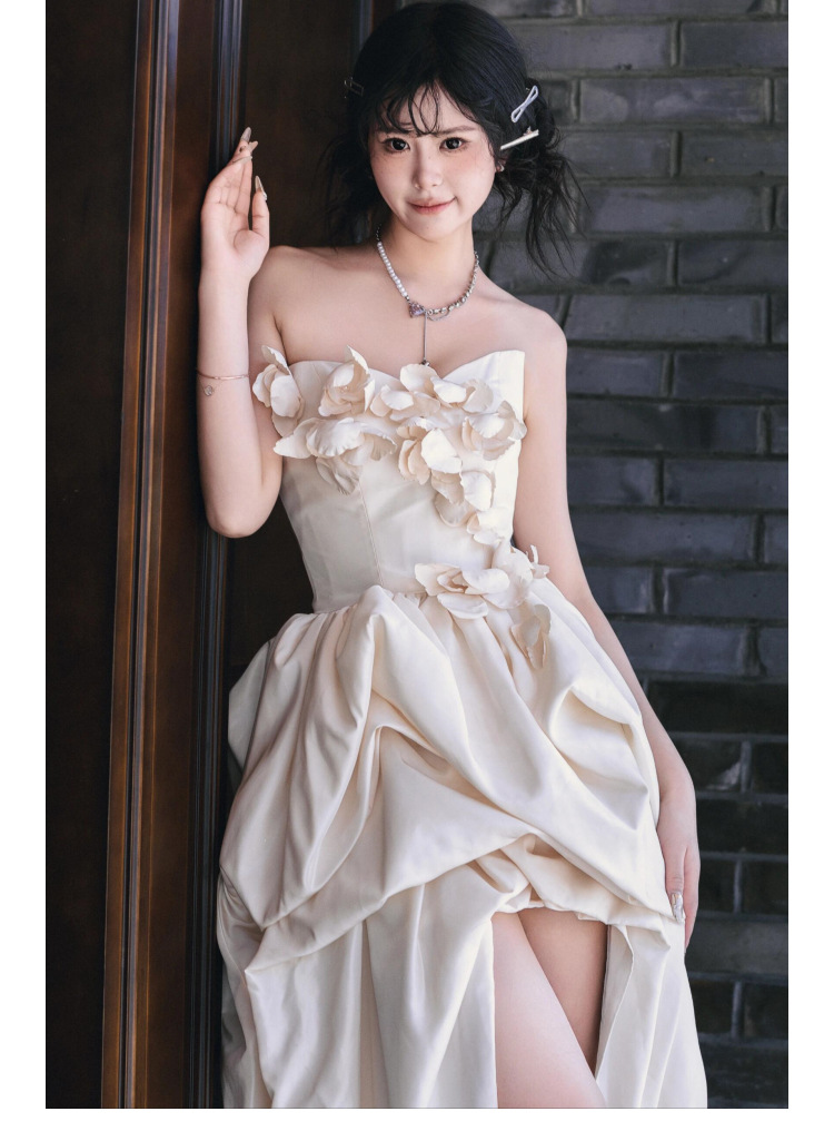 French Style Light Wedding Dress Bride Vintage Strapless Niche Short Front Long Back White Small Train Reception Gown_ecoleips.com