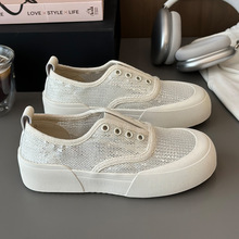 一脚蹬懒人百搭网面蕾丝渔夫鞋透气软底浅口夏季女休闲平底板鞋