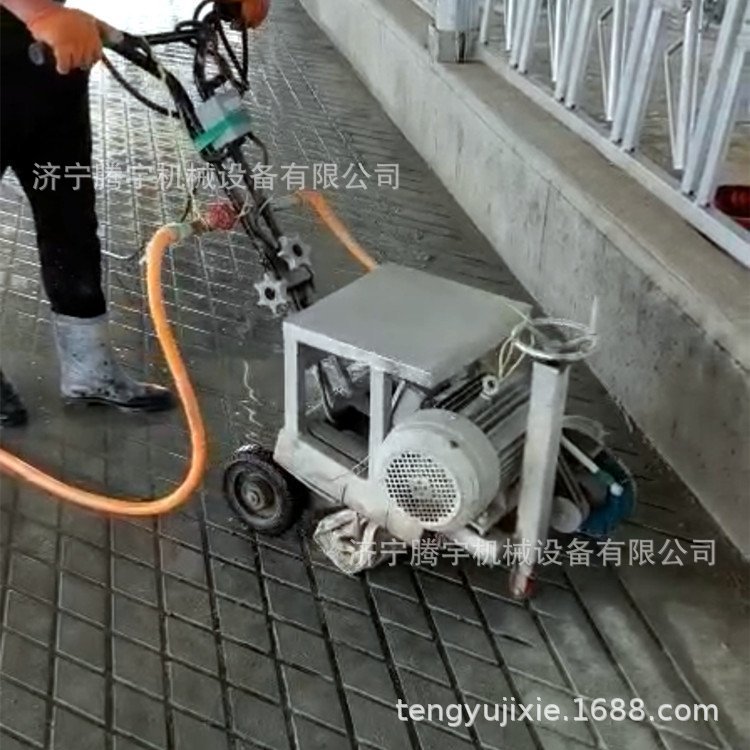 混凝土路面边角1.5公分刻槽机边角防滑梯形刻纹机牛场用边角刻纹