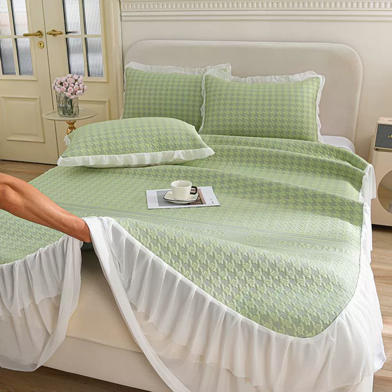 Шелковая материя? or Silk mat