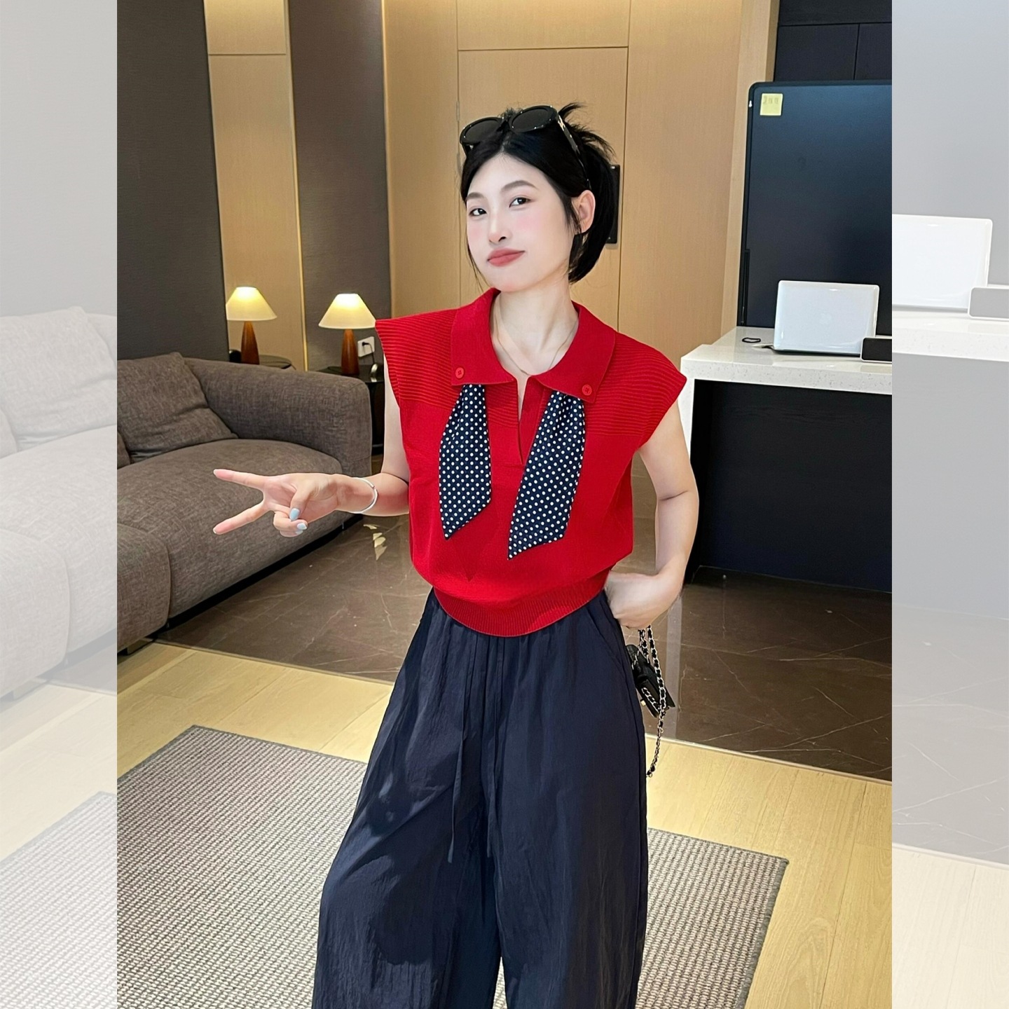 シックなグレーのポロシャツ、ゆったりとした小さなフライングスリーブニット半袖Tシャツ、女性用夏デザイン右肩アイスシルクトップ