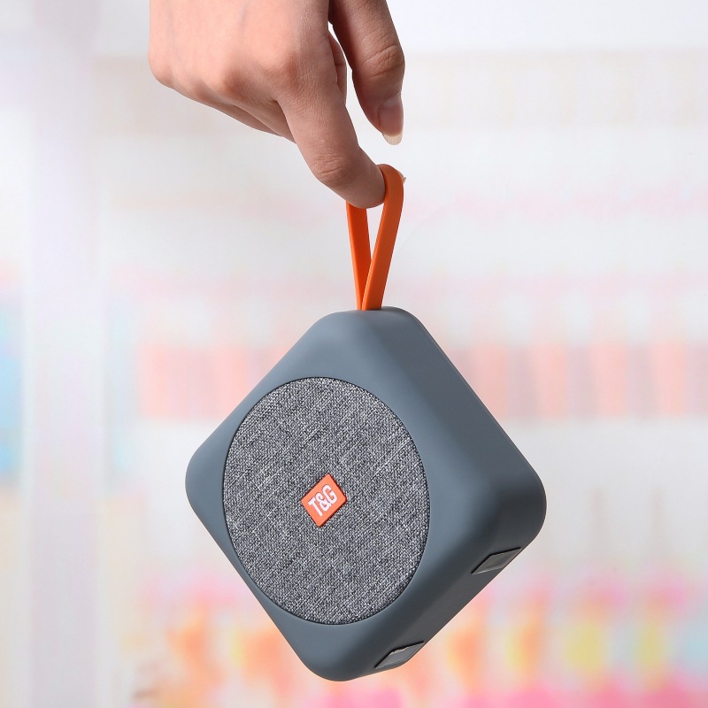 TG505 altavoces Bluetooth cuadrados portátiles al aire libre tela de tela impermeable mini altavoz subwoofer