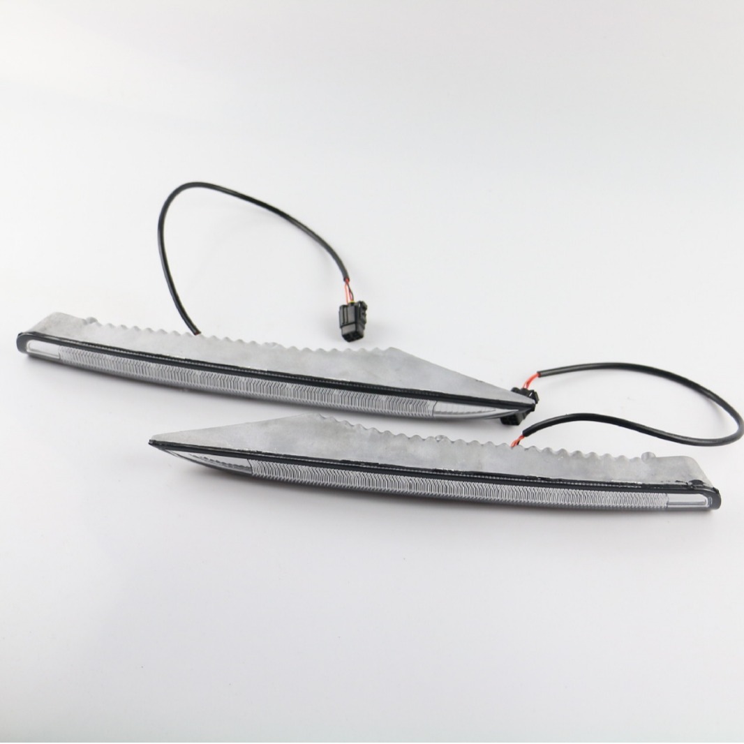 Aplicable a 12 - 16 Renault Leo Lámpara diurna Lámpara de niebla