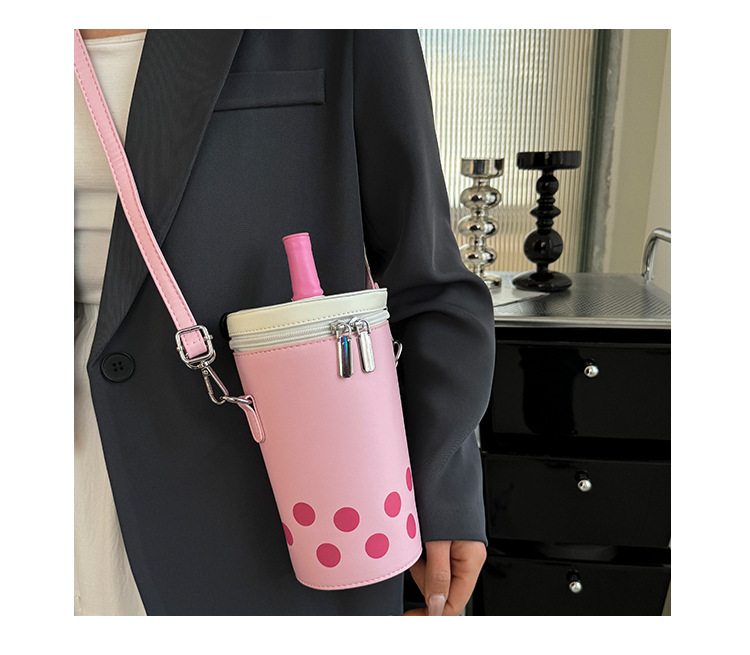 Milk Tea Cup Personalized Women's Single Shoulder Crossbody Trendy New 2024 Explosive Korean Fresh Water Bucket Bag_voghion.com