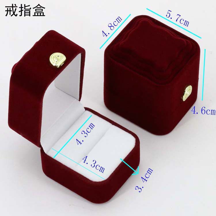 Red white background* ring box 5.5*4.5*4