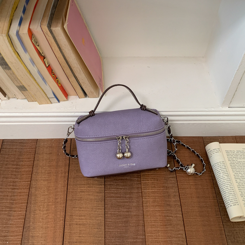 Bolso de mano de alto nivel de estilo occidental para mujeres 2026 nuevo nicho bolso de caja de lujo ligero bolso de hombro de cadena universal