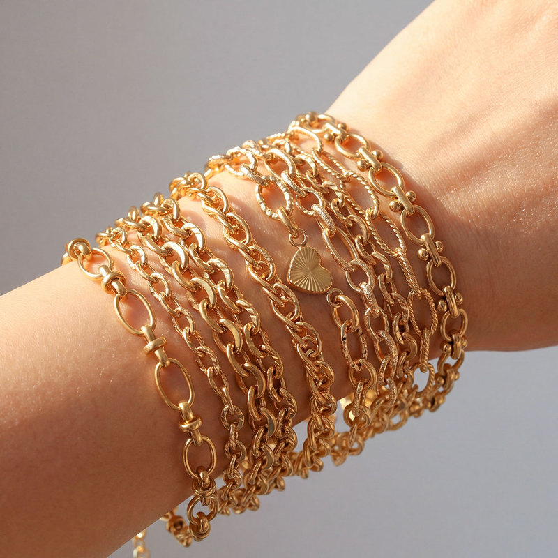Stainless steel geometric bracelet in gold, versatile for everyday multi-layered wear, basic accessory set for men and women, Cuban style