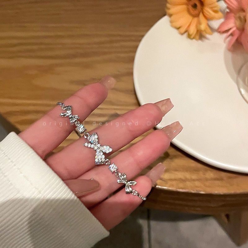 Bow Diamond Bracelet for Women, High-End Ins Niche Design, 2025 New Bestie Zircon Bracelet
