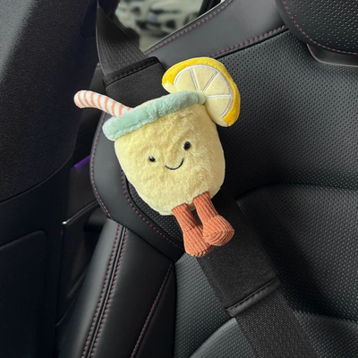 New Lemon Coconut Water Car Seatbelt Shoulder Protector Anti-Neck Strain Women's Decorative High-End Plush Shoulder Cover (Sürətlər qutusu və əl tormozu başlıqları) - lemonade-all-seasons-shoulder-cover