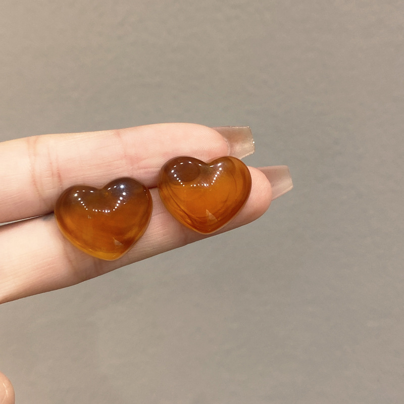 美ラードカレー色のレトロなイヤリングの幾何学的な不規則な樹脂の愛のピアスの女性の高級感があります。|undefined