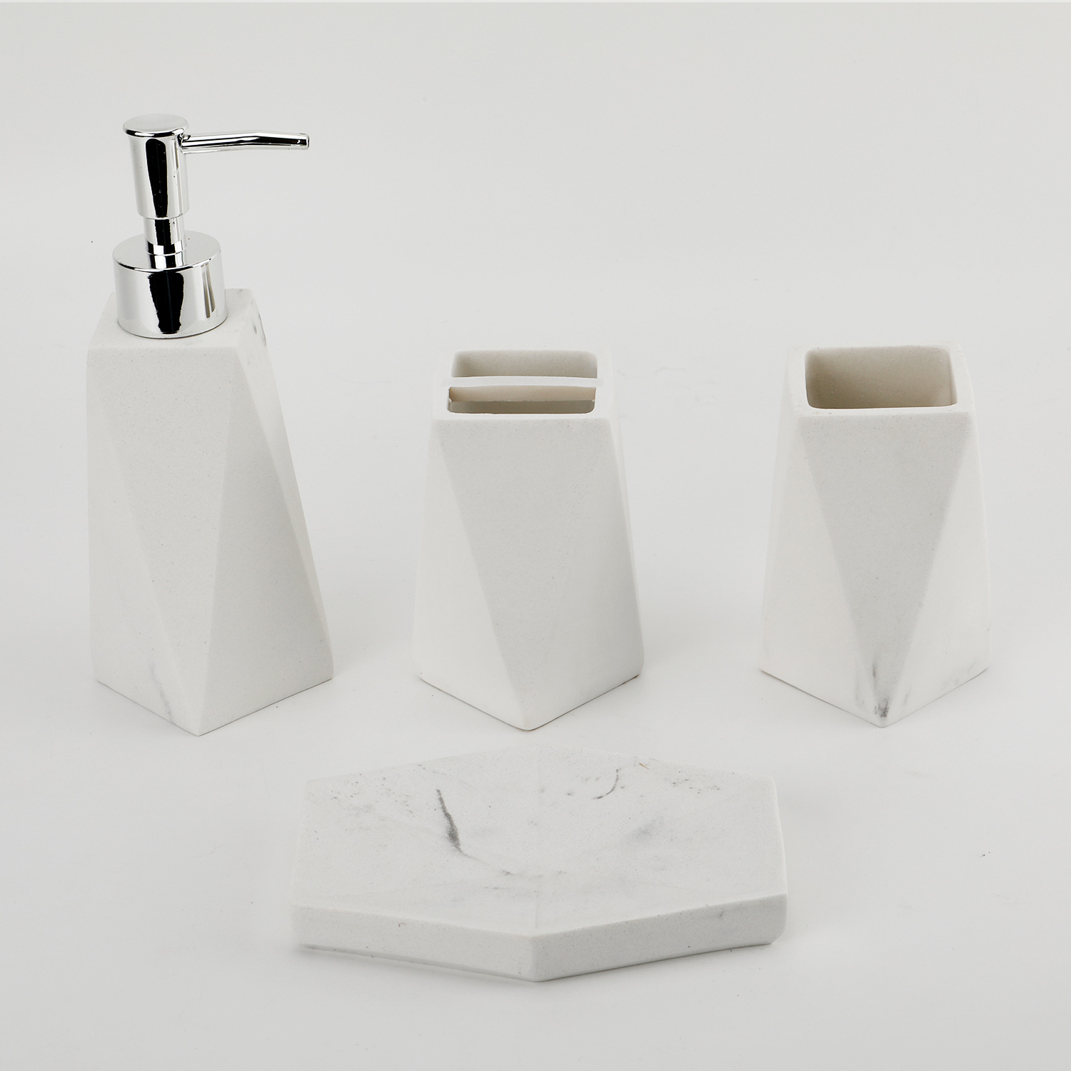 Venta caliente transfronteriza Juego de baño de resina para el hogar nórdico Botella de desinfectante de manos con patrón de mármol Juego de lavado de baño de cuatro piezas