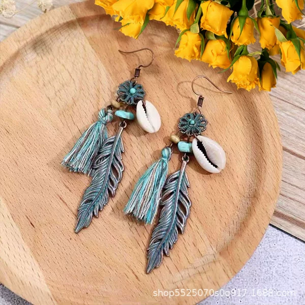 H3673 green blue shell tassel